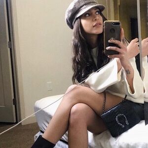 Meet your Posher, Ava